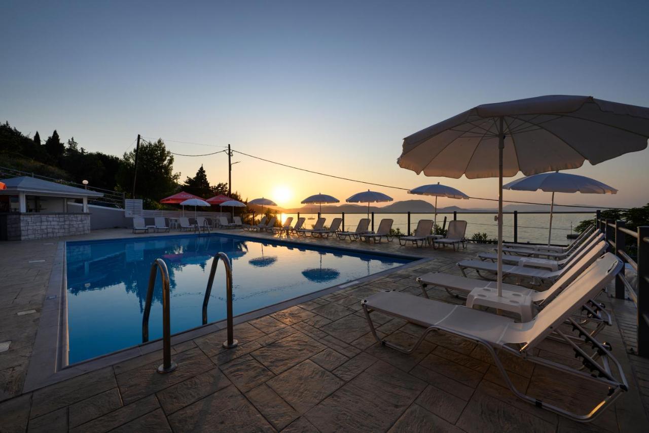 Golden Sunset Mpoukaris Exterior foto