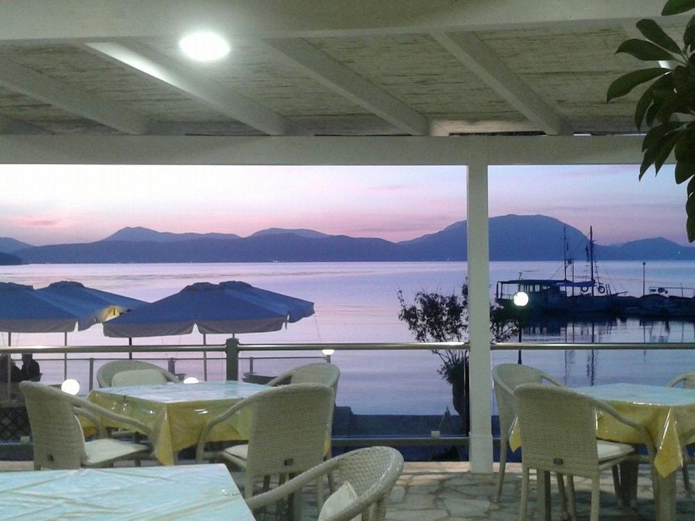 Golden Sunset Mpoukaris Exterior foto