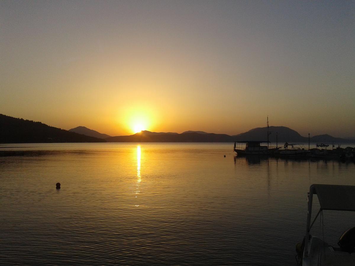 Golden Sunset Mpoukaris Exterior foto