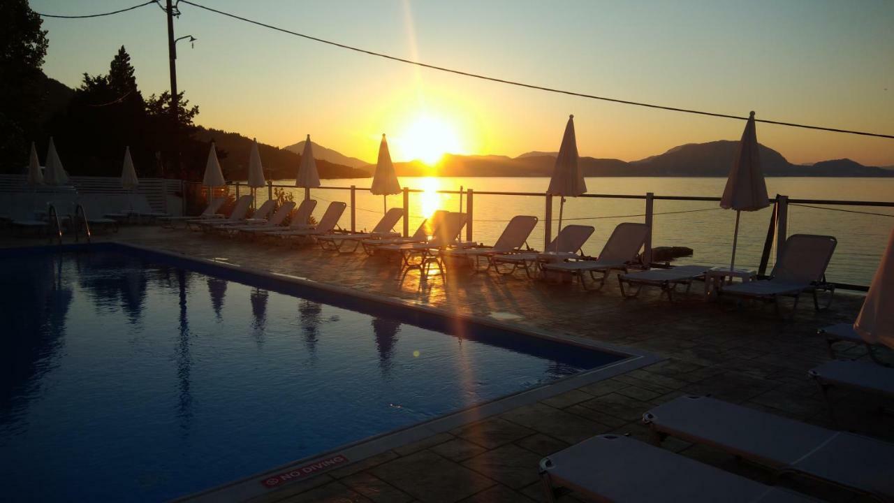 Golden Sunset Mpoukaris Exterior foto